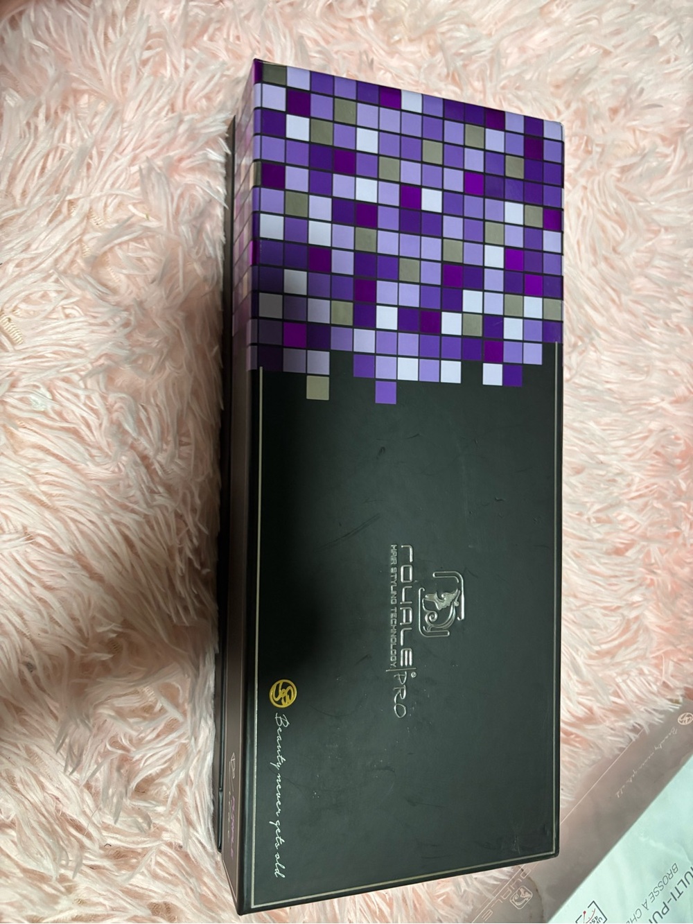 Royalé Pro Hair Styling flat iron - Black & Purple